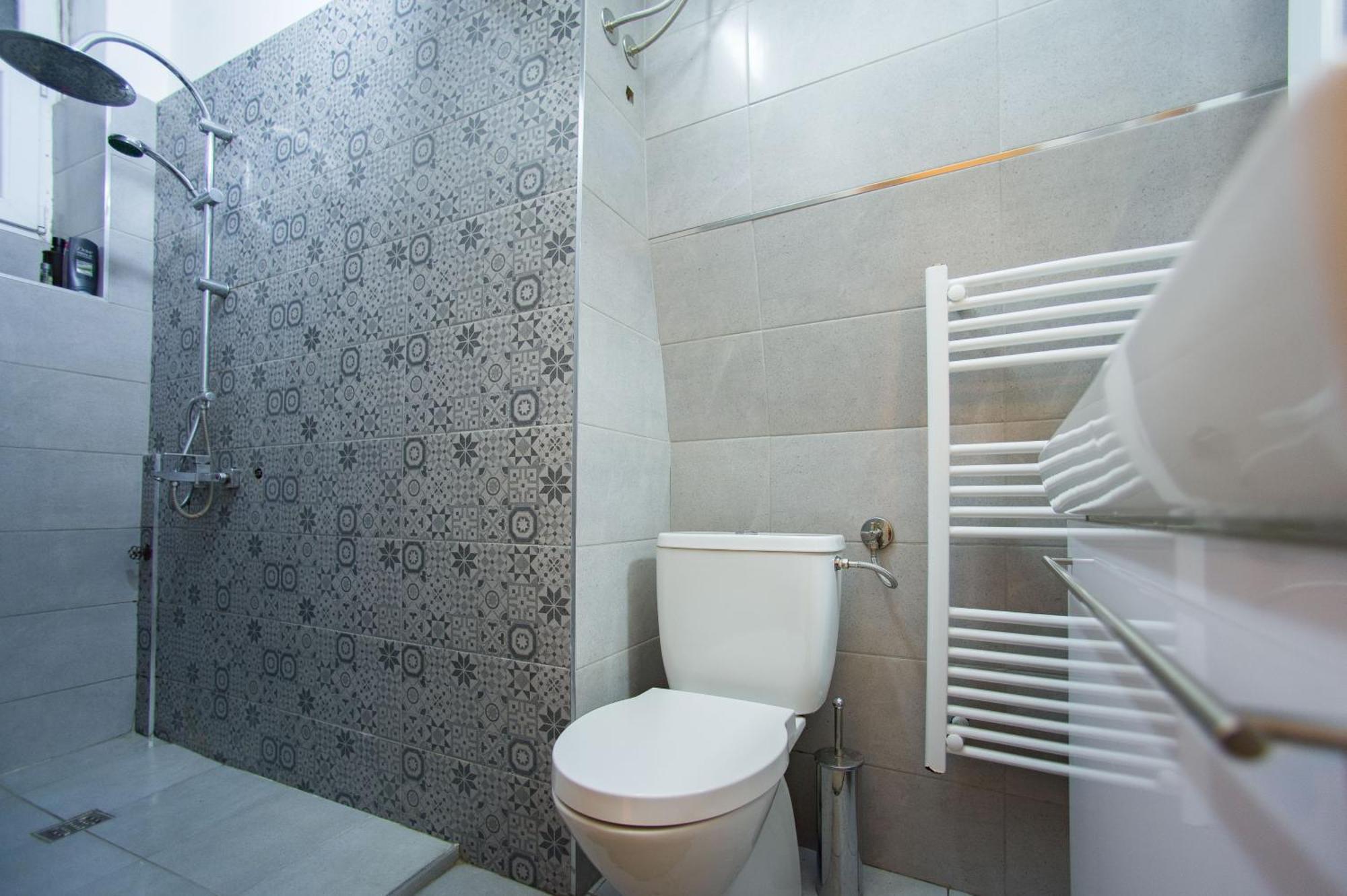Central Charm Modern 2Br Apt-Free Parking Near Belgrado Buitenkant foto